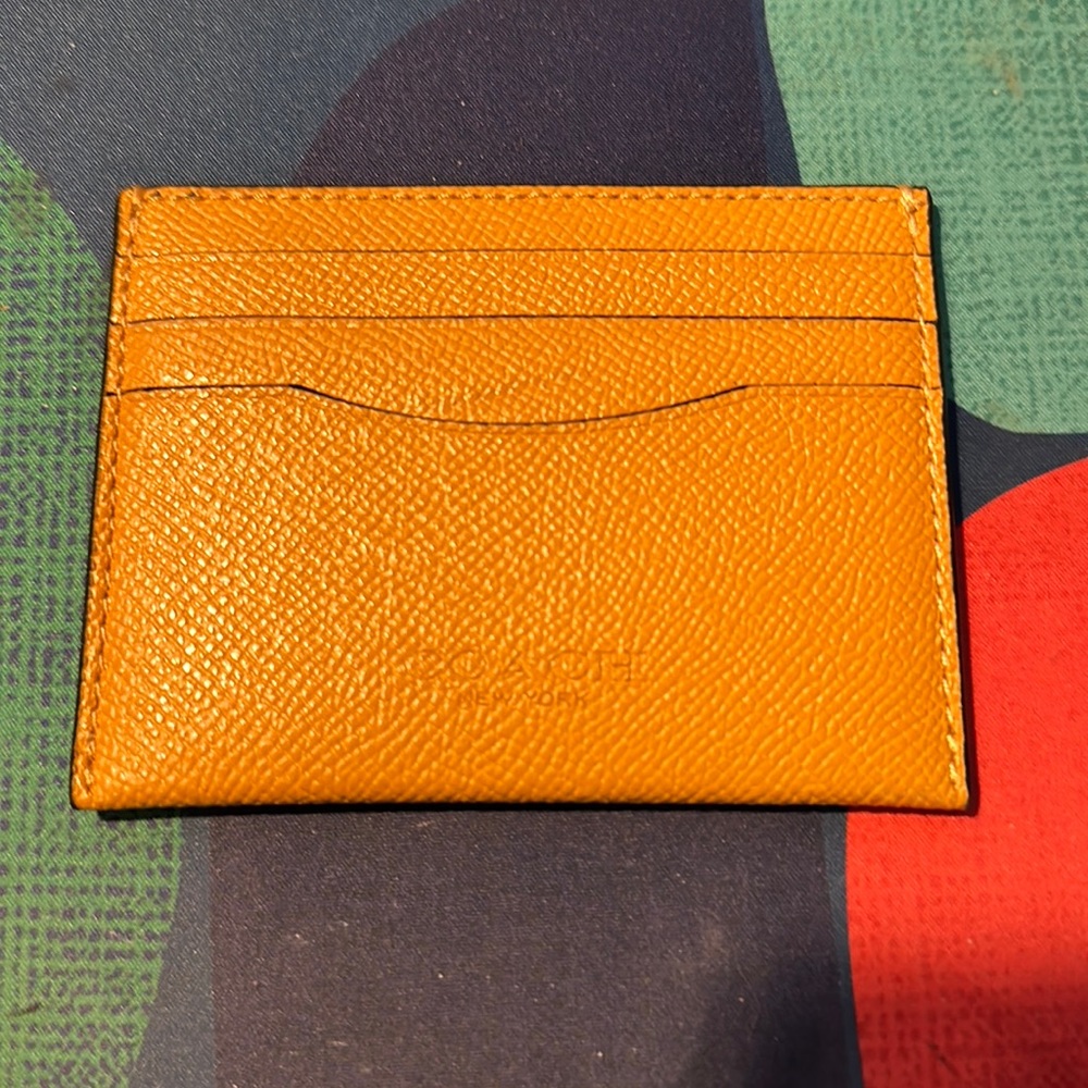 Coach yellow card case NWOT